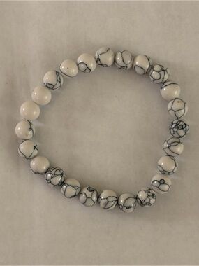 White Howlite Beaded Stretch Bracelet